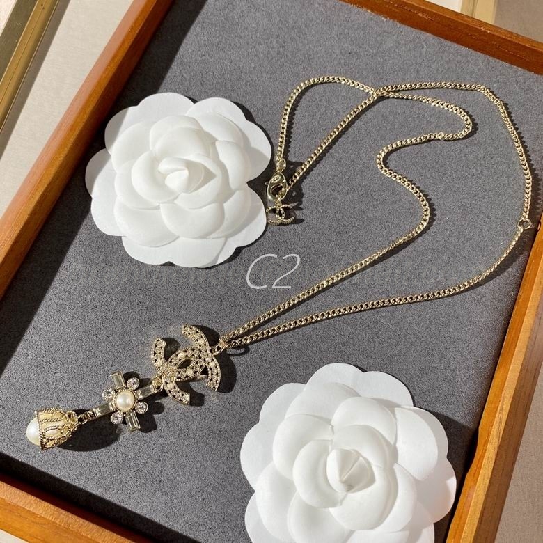 Chanel Necklaces 238